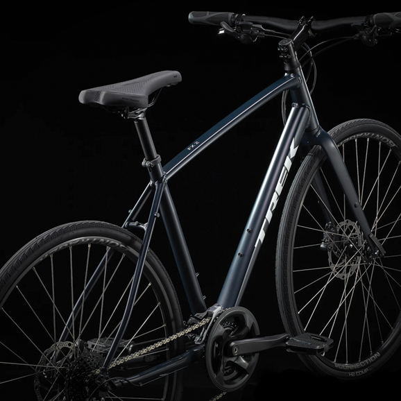 hybrid-bikes_trek-fx-2-disc_v03