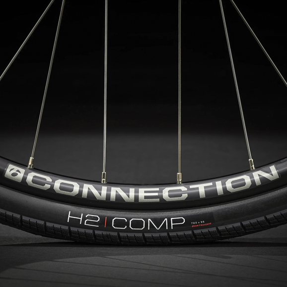 hybrid-bikes_trek-fx-2-disc_v09